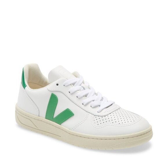 Veja Shoes - Veja V-10 Sneaker